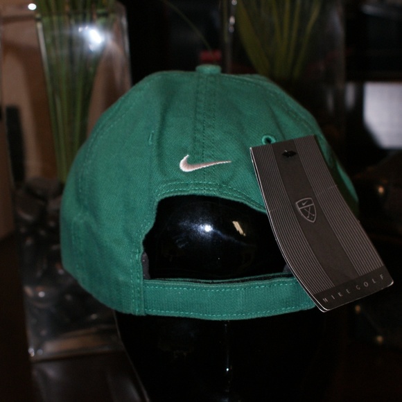 Nike Golf Hat....Brett Favre - Picture 3 of 4